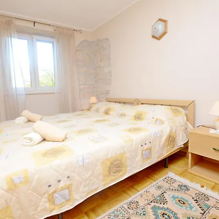 Holiday home House Zora Casa Rakalj